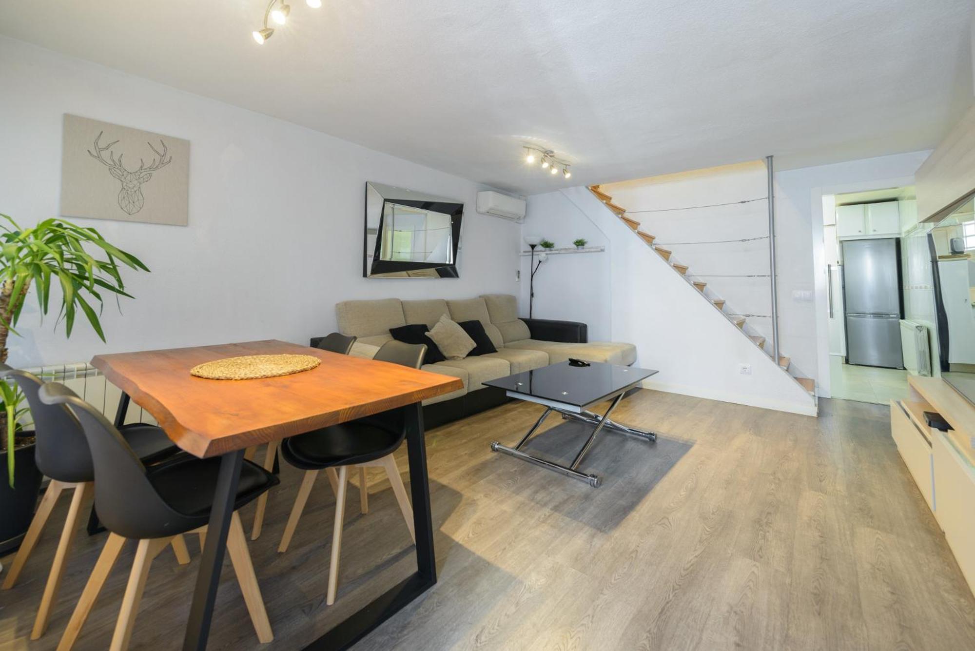 Sabadell Calle, Casa Familiar De 3 Dormitorios Con Terraza Junto Metro Fuencarral Μαδρίτη Εξωτερικό φωτογραφία